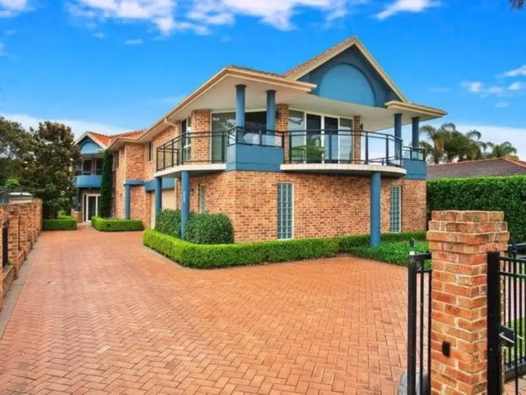 2/213 Ocean View Road, Ettalong Beach NSW 2257