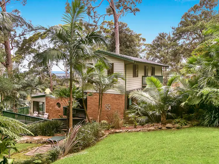 71 Armagh Parade, Thirroul NSW 2515