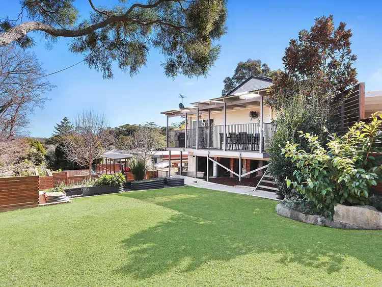 1 Simon Place, Hornsby Heights NSW 2077