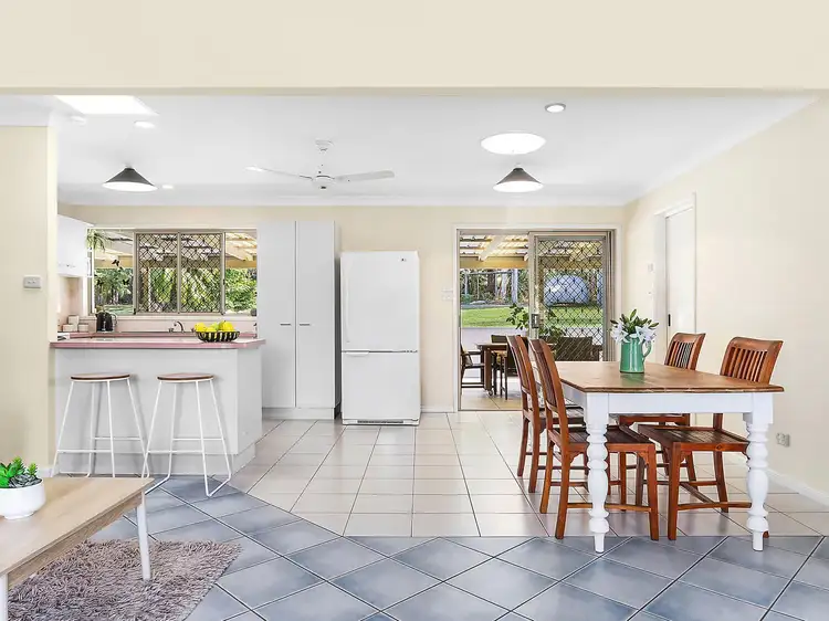 Fourth view of Homely house listing, 10 Flamingo Street, Little Mountain QLD 4551