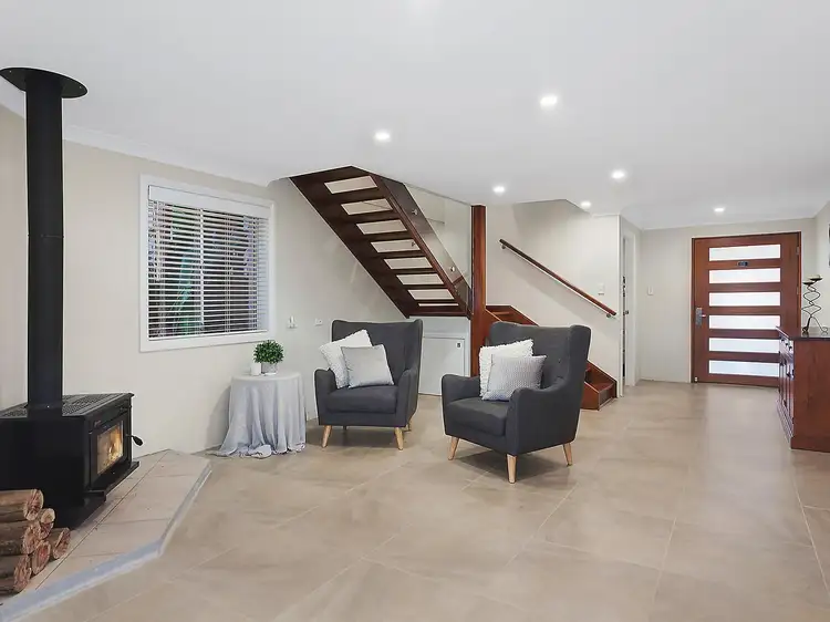 Fourth view of Homely house listing, 7 Windsor Road, Berkeley Vale NSW 2261