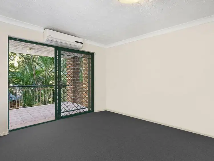Second view of Homely apartment listing, 4/11 Malcolm Street, Hawthorne QLD 4171