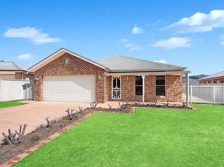 8 Dickson Court, Mudgee NSW 2850