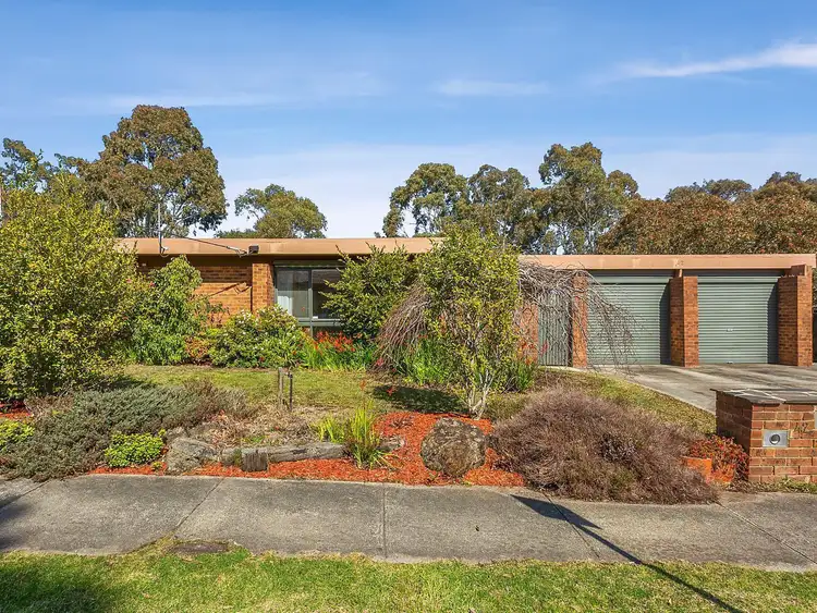 42 Weeden Drive, Vermont South VIC 3133