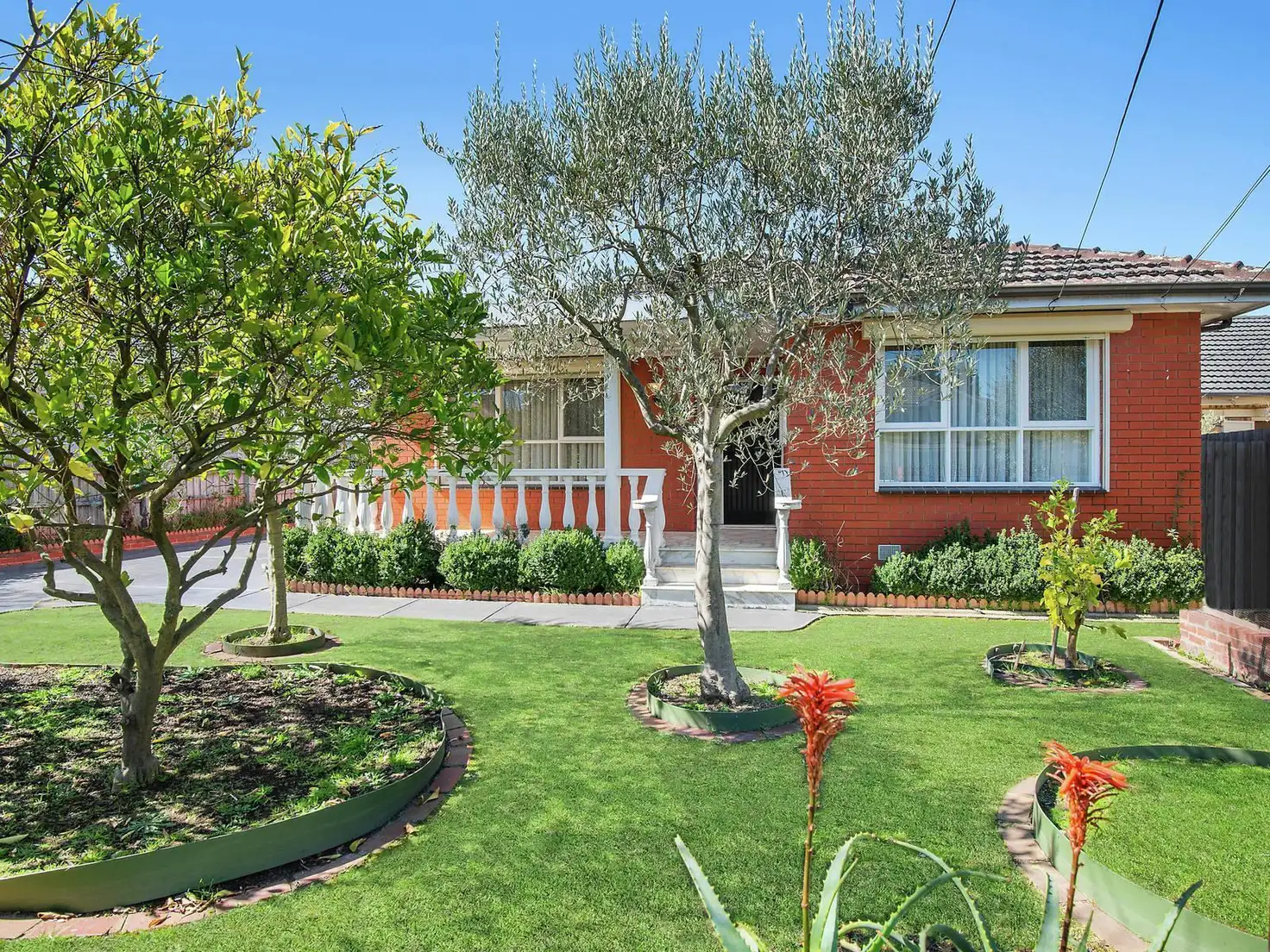 Main view of Homely house listing, 4 Gross Court, Mount Waverley VIC 3149