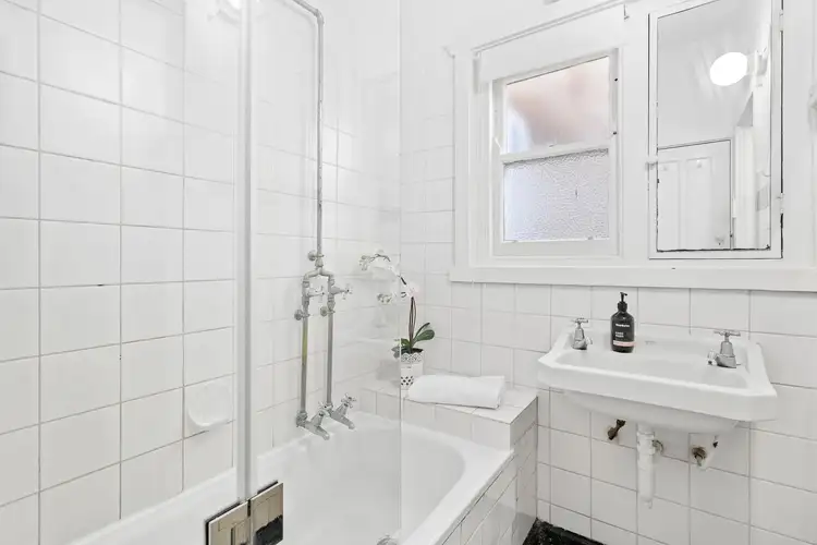 Fifth view of Homely apartment listing, 3/68 Westbury Street, St Kilda East VIC 3183