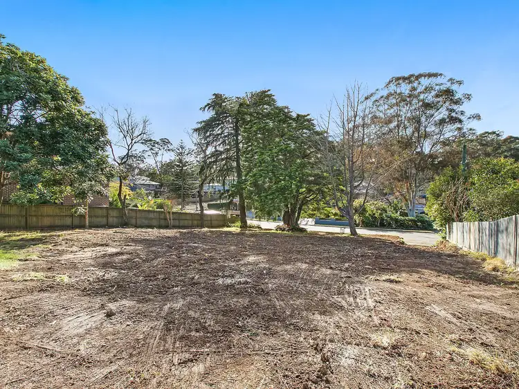 2 Hewitt Avenue, Wahroonga NSW 2076