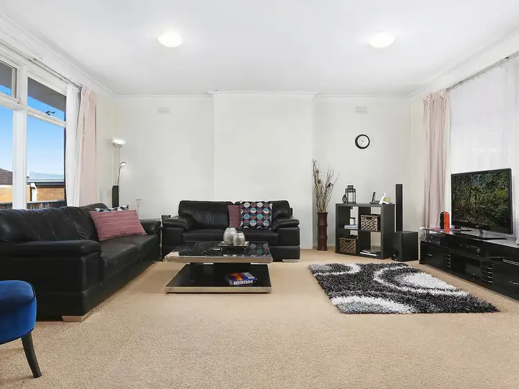 Third view of Homely house listing, 8 Jacqueline Road, Mount Waverley VIC 3149