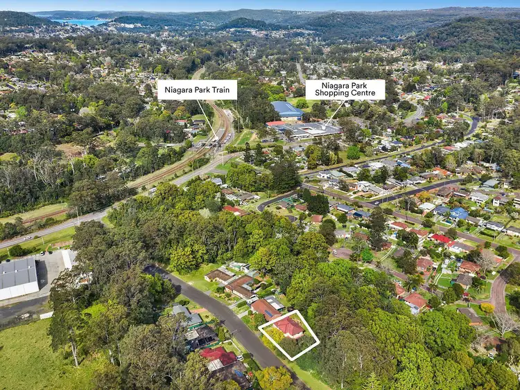 Seventh view of Homely house listing, 7 Perratt Close, Lisarow NSW 2250