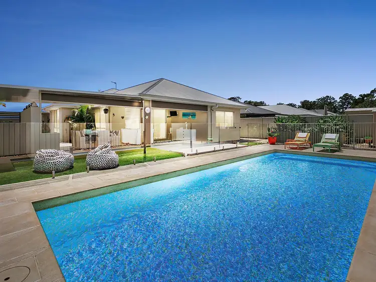4 Tilney Street, Pelican Waters QLD 4551