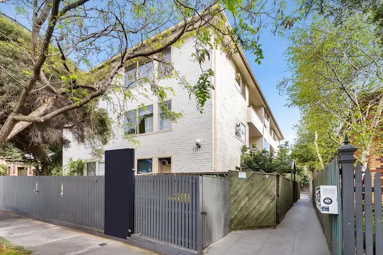 9/16 Byron Street, Elwood VIC 3184