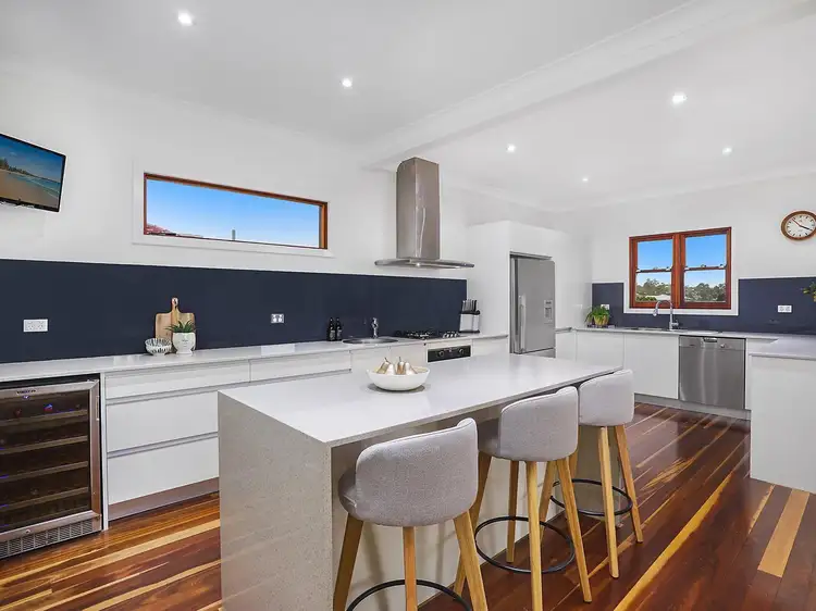 Fifth view of Homely house listing, 58 Oateson Skyline Drive, Seven Hills QLD 4170