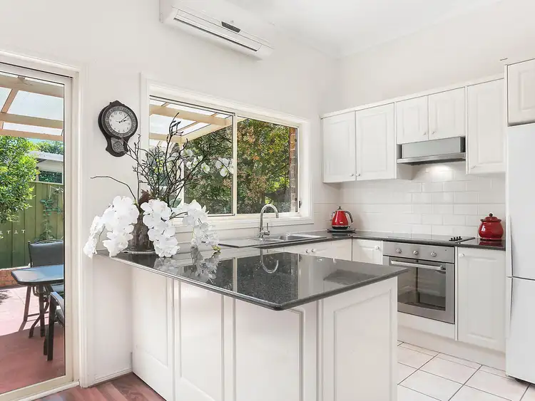 2/735 Warringah Road, Forestville NSW 2087