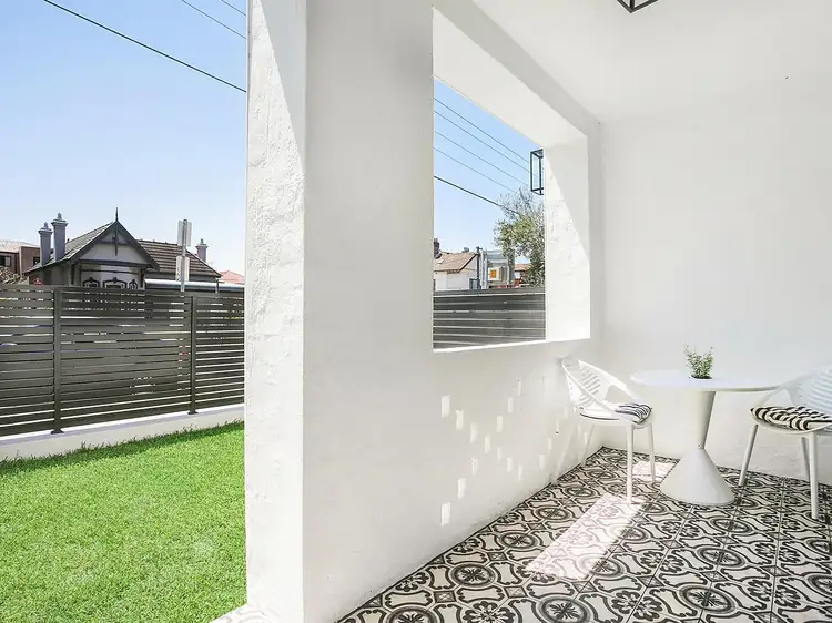 1/14A Carr Street, Coogee NSW 2034