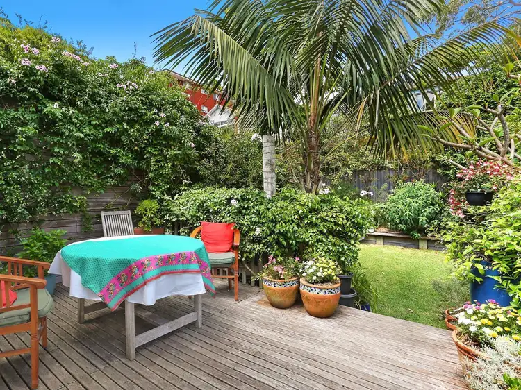 4/18 Sir Thomas Mitchell Road