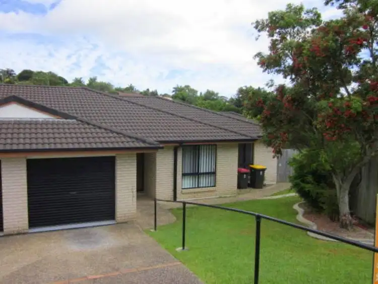 2/5 Dunloy Court