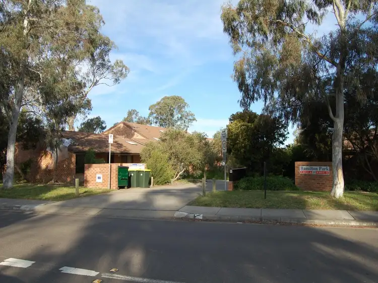 31/21 Cossington Smith Crescent