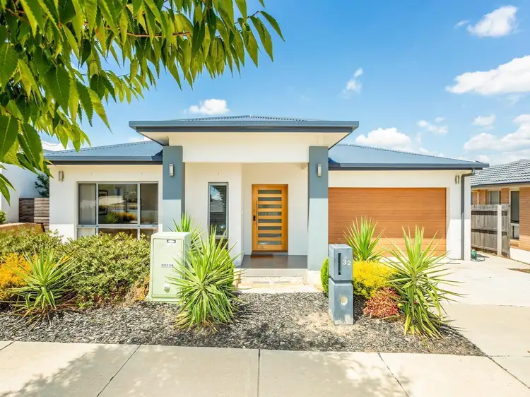 32 Roy Marika Street