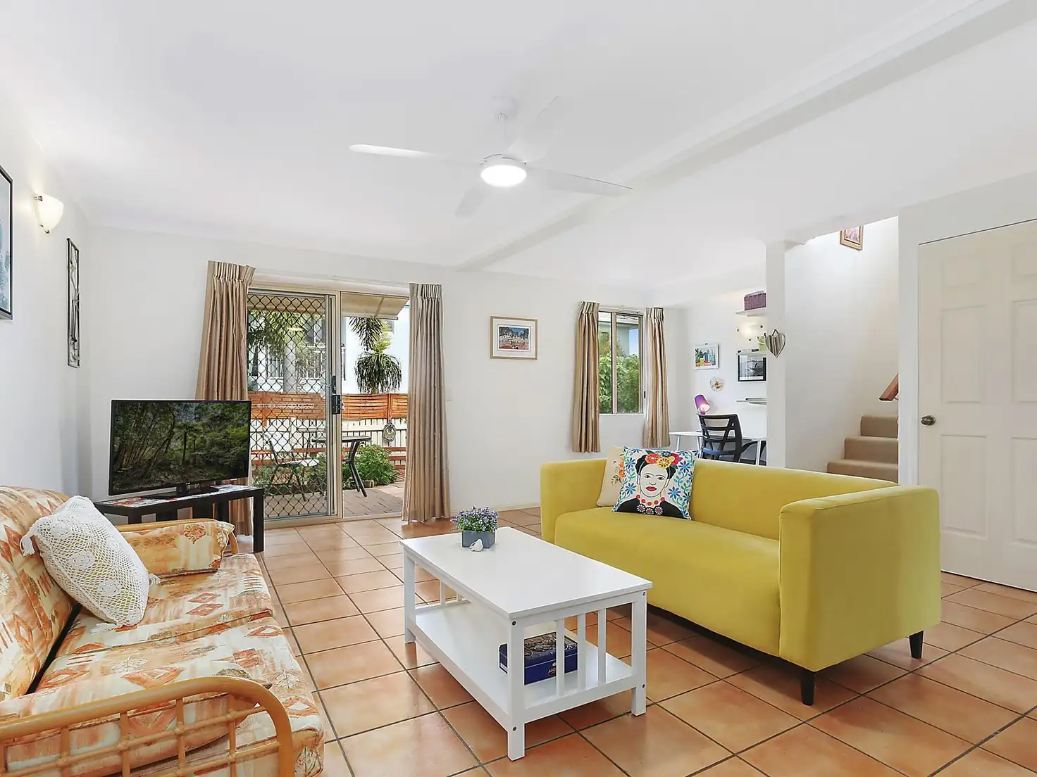 Main view of Homely unit listing, 5/6 Advance Place, Sunrise Beach QLD 4567