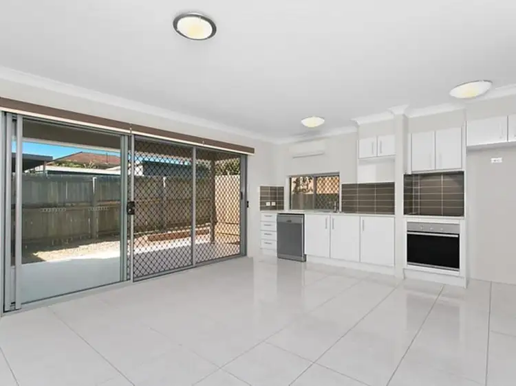 2/318 Preston Road