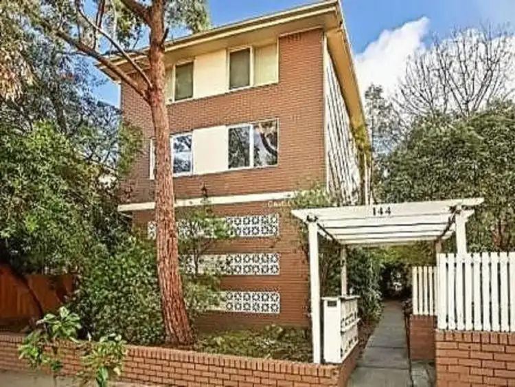 4/144 Alma Road