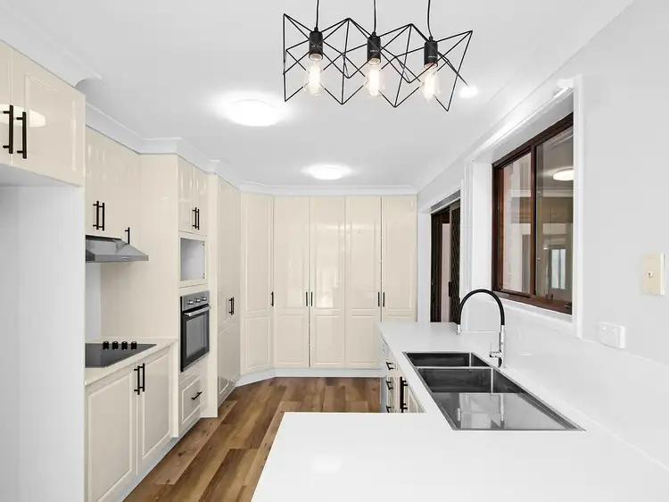 Main view of Homely house listing, 10 Elbe Place, Kearns NSW 2558