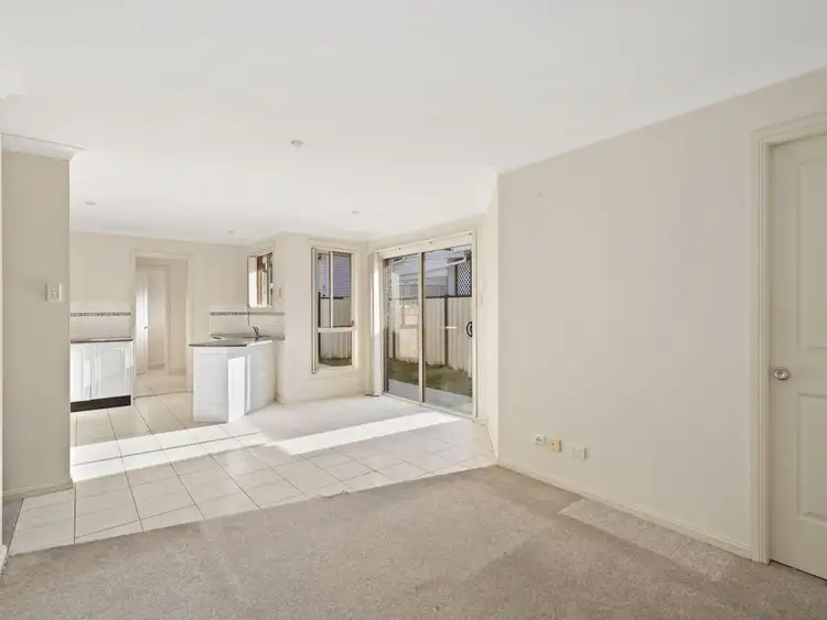 Third view of Homely villa listing, 3/19 Gallipoli Avenue, Blackwall NSW 2256