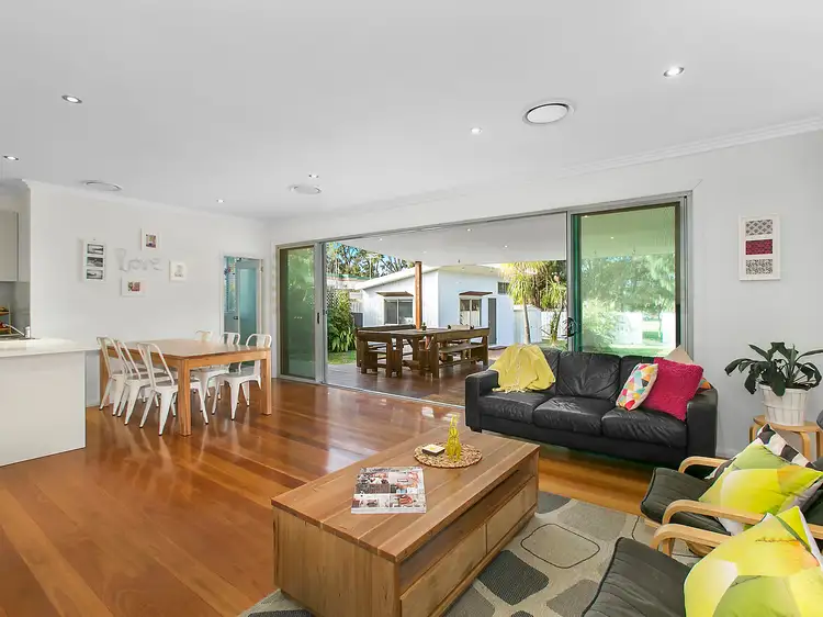 33 Railway Parade, Woonona NSW 2517