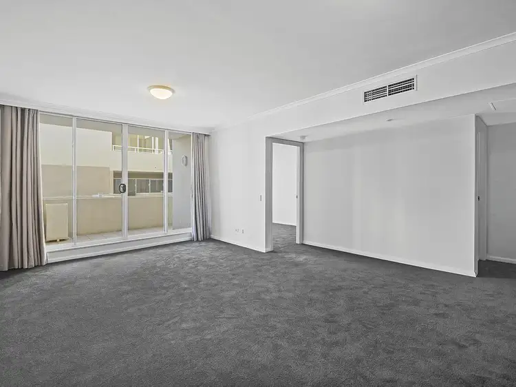 208/15 Wentworth Street