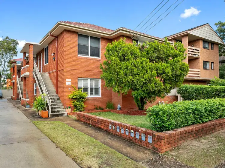 5/24 Tullimbar Road