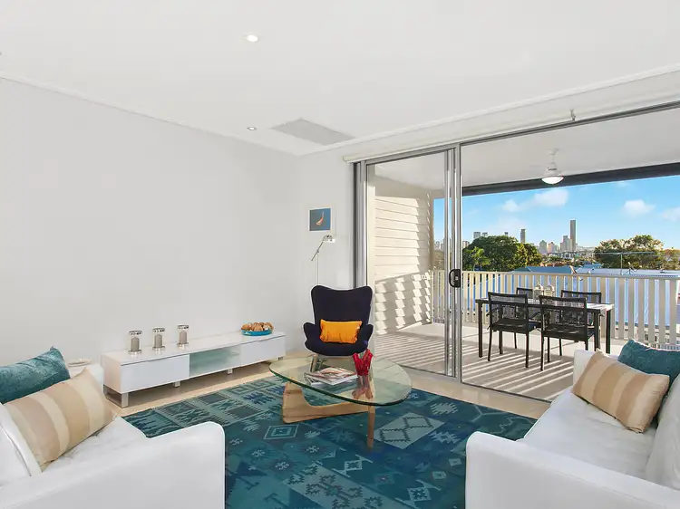 Third view of Homely apartment listing, 3/168 Riding Road, Balmoral QLD 4171