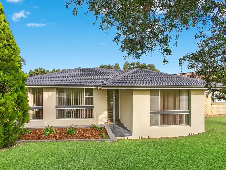 17 Coral Crescent, Unanderra NSW 2526