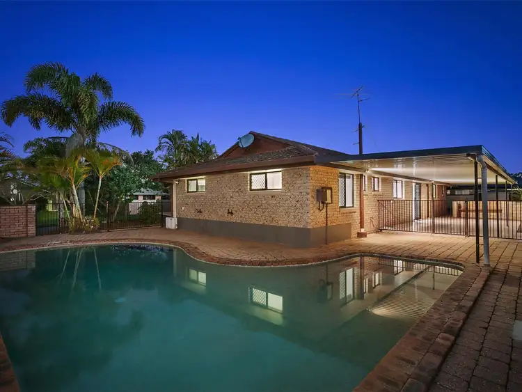 1 Matipo Place, Palm Beach QLD 4221