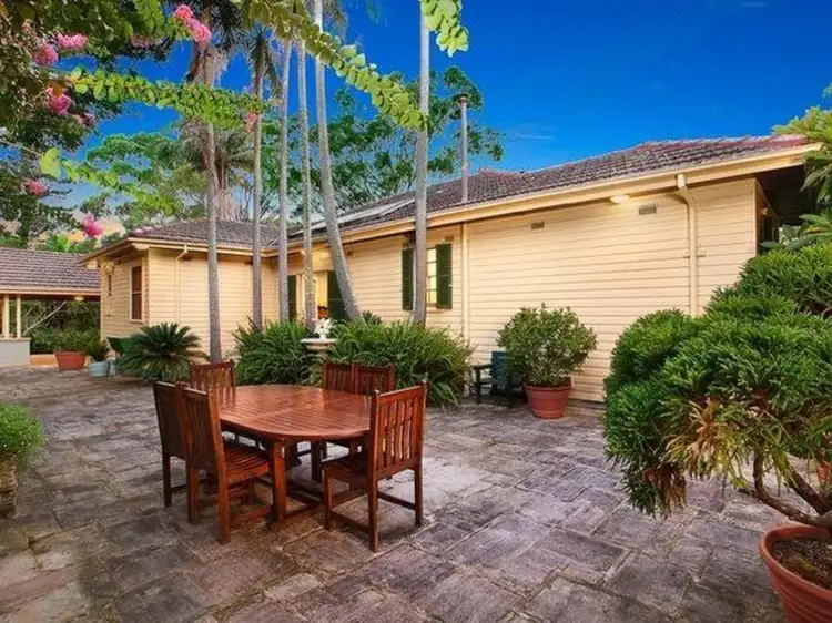1 Beaumont Crescent, Bayview NSW 2104