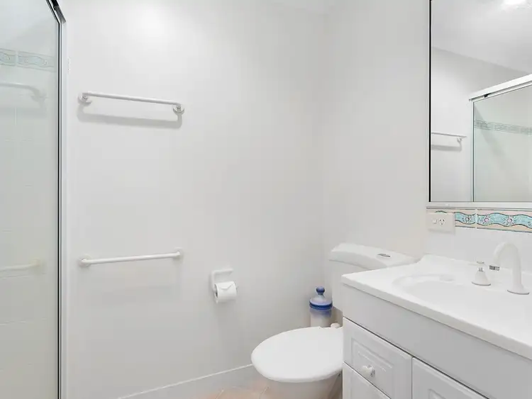 Fourth view of Homely apartment listing, 8/385 Shand Street, Frenchville QLD 4701