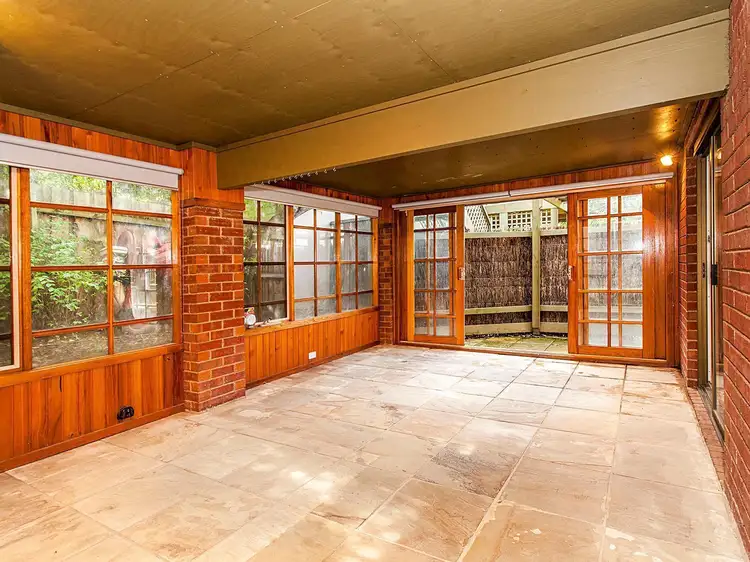 6A Starcross Avenue