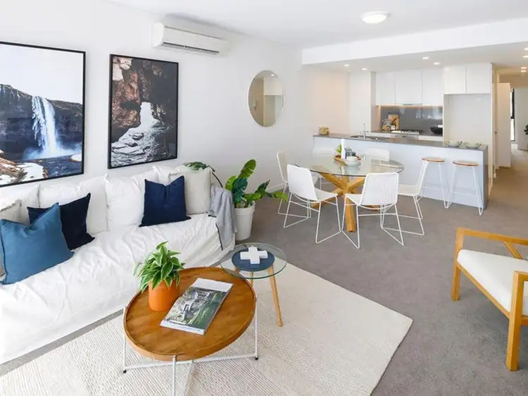 2004/50 Pemberton Street