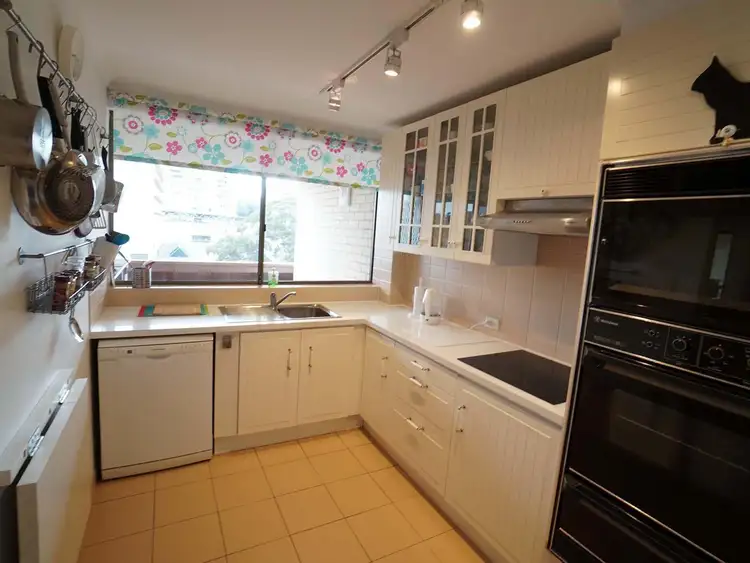 Third view of Homely apartment listing, 26/2 New McLean Street, Edgecliff NSW 2027