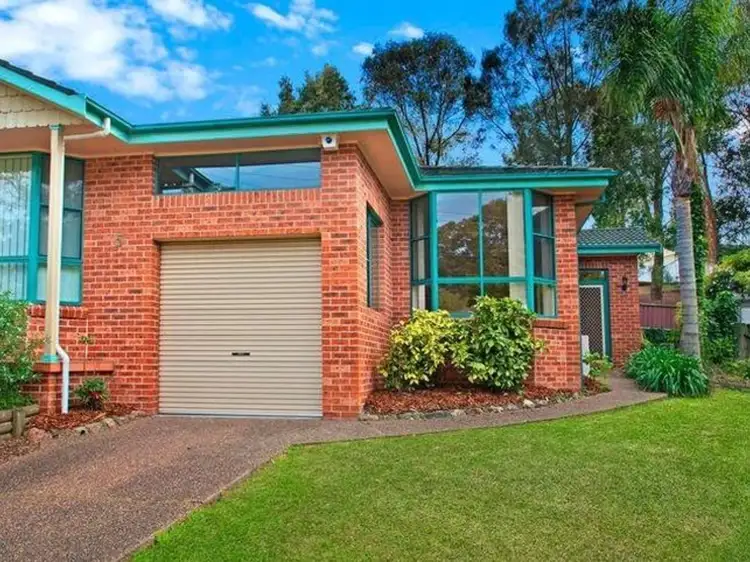 Main view of Homely townhouse listing, 2/5 Faulkner Crescent, North Lambton NSW 2299