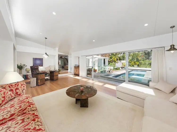 8 Surf Street, Emerald Beach NSW 2456