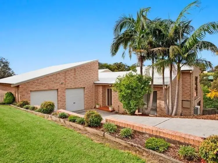 30 Deenyi Close, Cordeaux Heights NSW 2526