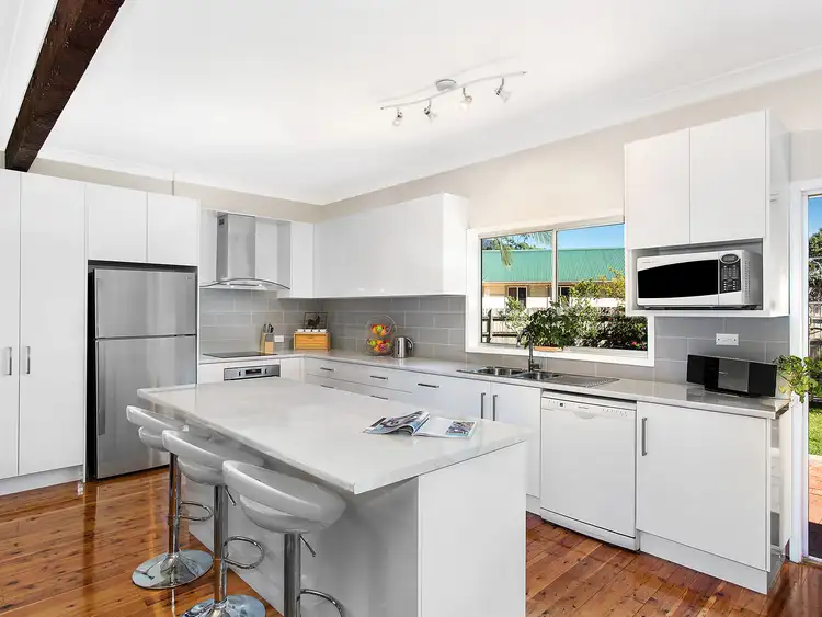 26 Jenkins Street, Unanderra NSW 2526