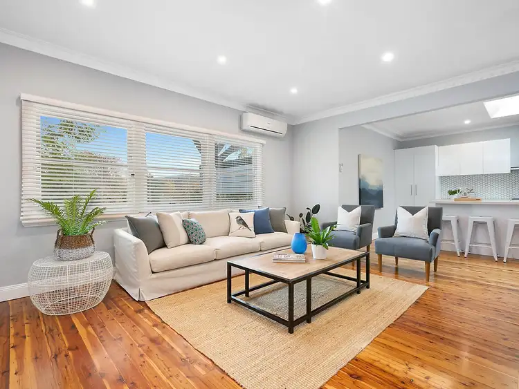 87 St Johns Avenue, Mangerton NSW 2500