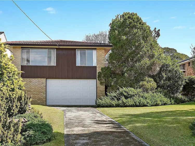 140 Collins Road, St Ives NSW 2075