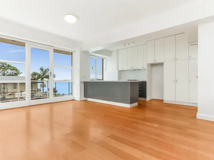 66/11 Sutherland Crescent