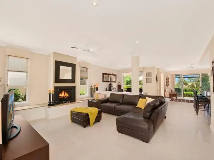 251 Easthill Drive, Robina QLD 4226