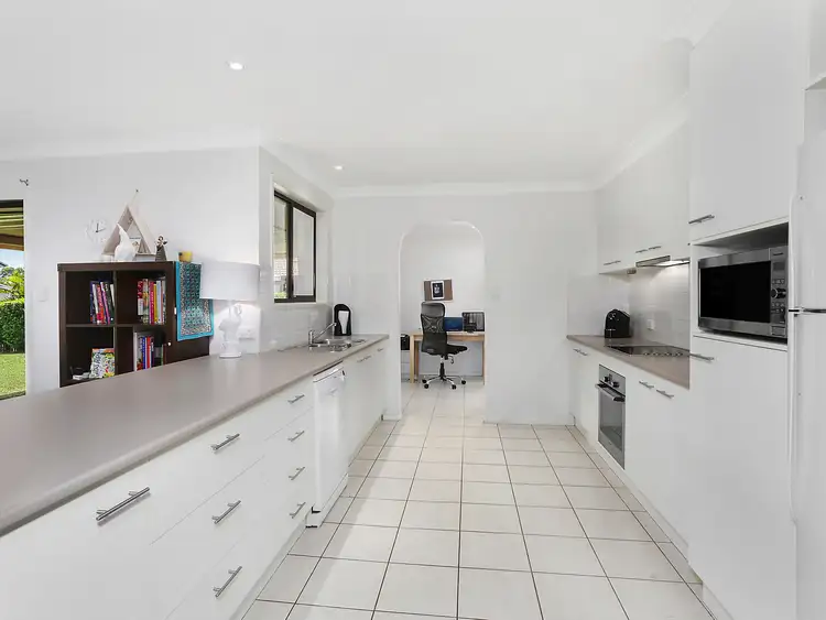Second view of Homely house listing, 303 Bloomfield Street, Cleveland QLD 4163