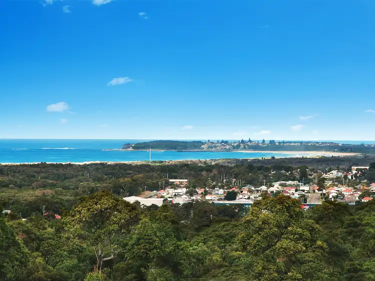Second view of Homely house listing, 8 Maria Court, Floraville NSW 2280