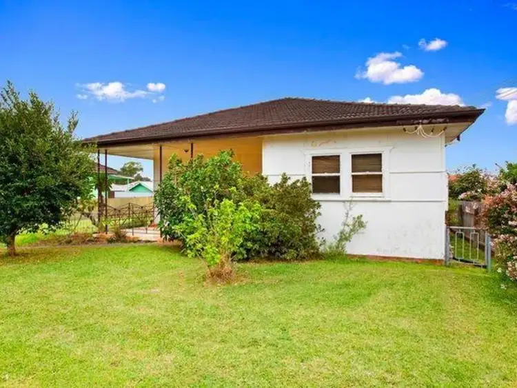 121 Meadow Street, Fairy Meadow NSW 2519