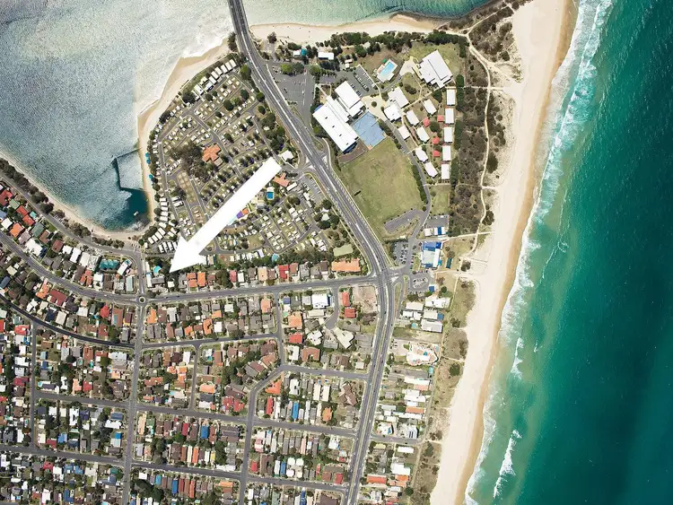 Fifth view of Homely apartment listing, 14/41 Tallebudgera Drive, Palm Beach QLD 4221